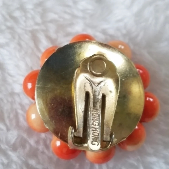Beautiful Coral Beaded Clip on earrings - Picture 4 of 5